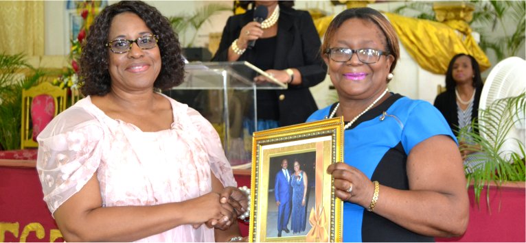 Mount Zion's Missions Inc Barbados Foursquare Church honours Dr. Angela Smith for 40 years in the field of Education